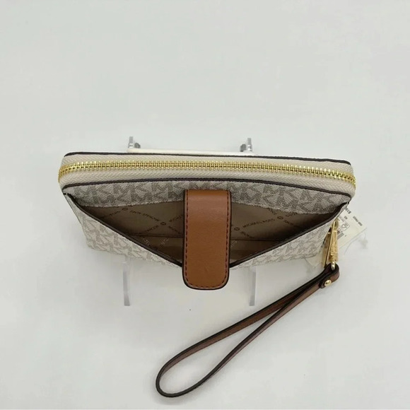 Michael Kors LG Charlotte Tote Bag & Large MF Flat Phone Case Wallet Vanilla - Picture 8 of 13